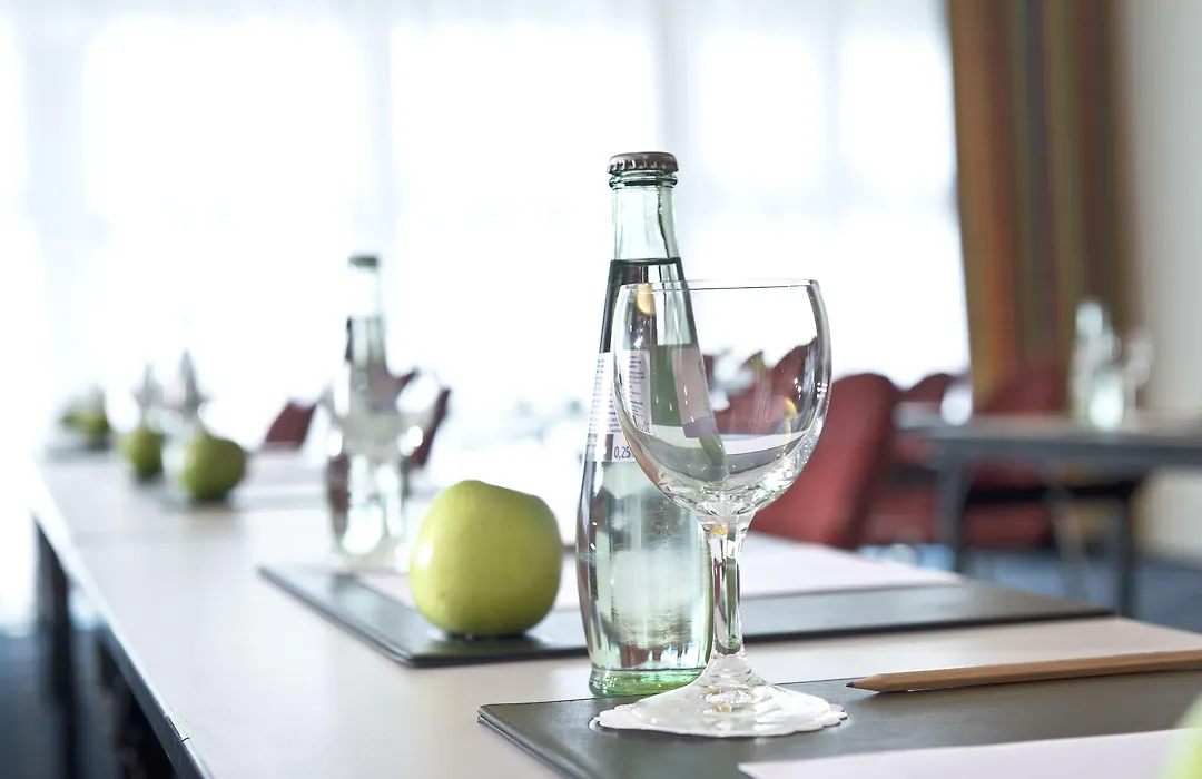 Sunday Hotel And Spa Wismar-1